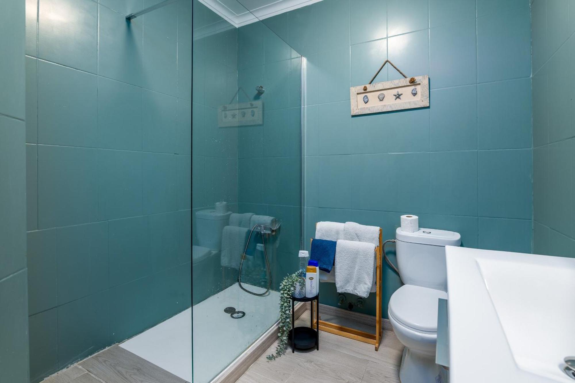 Renovated Feb25 Clerigos Cozy Balcony With Self Check In Apartment Порто Екстериор снимка